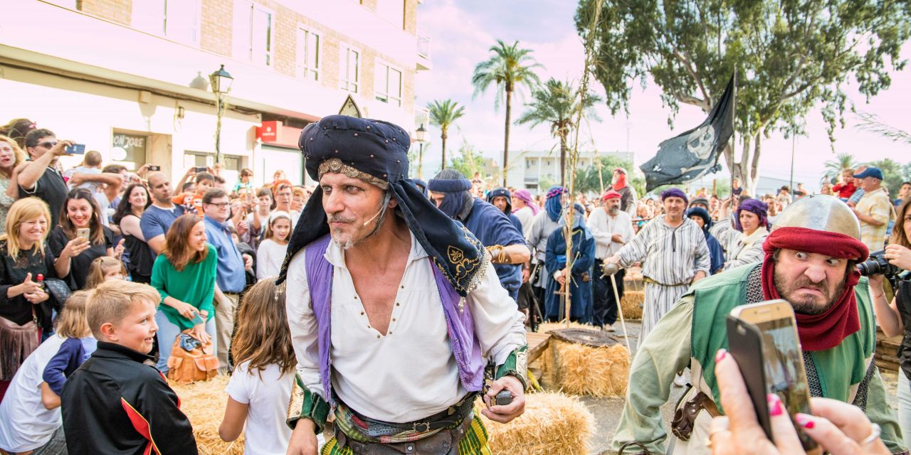  Cullera amplía a dos pases la recreación histórica de Dragut tras el éxito de visitantes