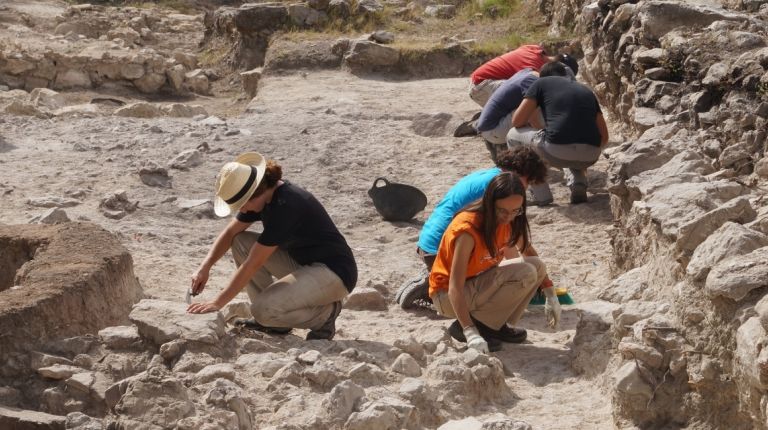 El Museu de Prehistòria de València mantiene su plan de excavaciones con un presupuesto de 60.000 euros