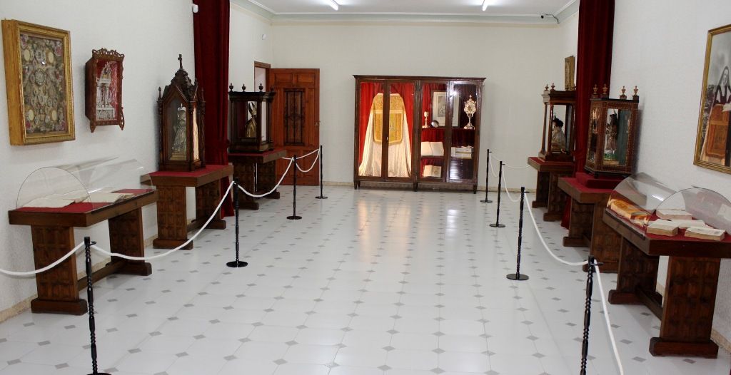  El monasterio de la Purísima Concepción de Benigànim incorpora  nuevas piezas y abre una sala de exposiciones temporales