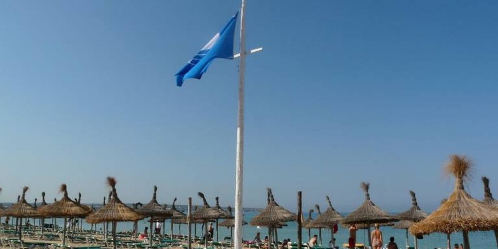  VALENCIA CONSIGUE SIETE BANDERAS AZULES EN LAS PLAYAS DE LA CIUDAD POR CUARTO AÑO CONSECUTIVO