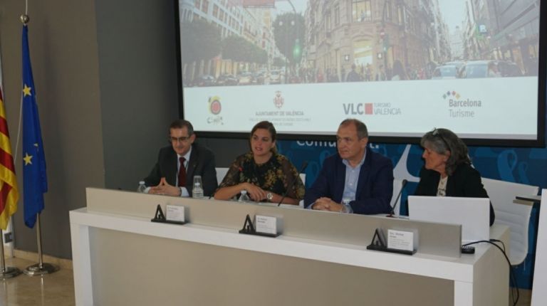Turismo Valencia reúne al sector del comercio para impulsar el turismo de shopping