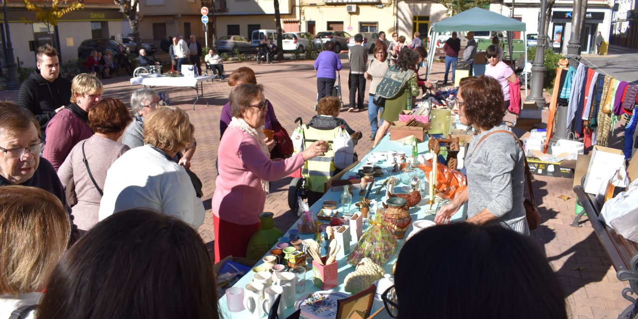  L’Alcúdia de Crespins ha celebrado un mercadillo solidario