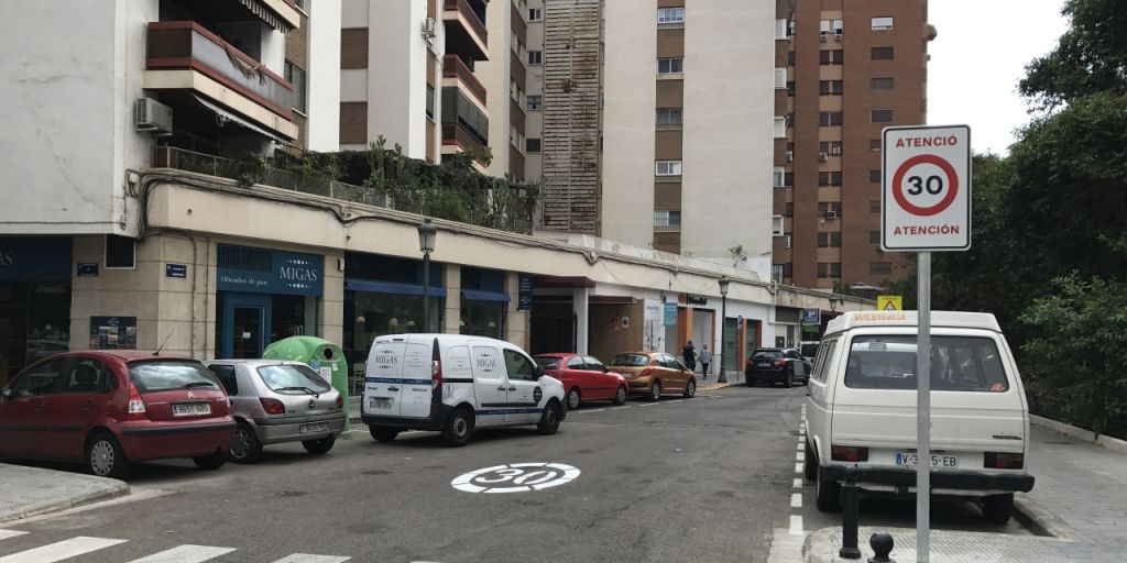  El AYUNTAMIENTO AMPLÍA LA ZONA 30 EN EL BARRIO DE LA CARRASCA