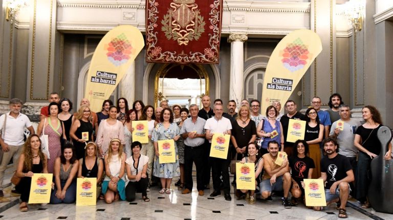 Cultura als Barris acerca 196 actividades culturales a las calles y plazas de toda la ciudad de  Valencia