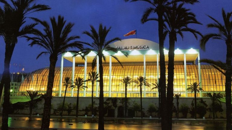 La Cabina, Festival Internacional de Mediometrajes en Valencia