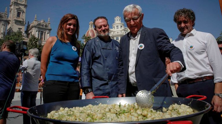 Degustación de nueve tipos de paella el día 20 en la Plaza del Ayuntamiento de Valencia para celebrar el World Paella Day