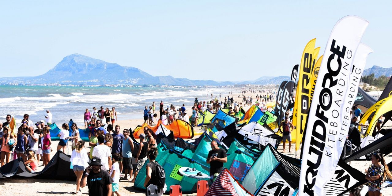  Oliva presenta la 2ª edición de la Spain Kiteboarding League en Fitur