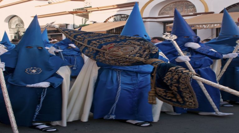 Decálogo para que las procesiones no sean una excesiva penitencia para los pies