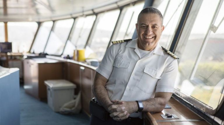 Un capitán español toma el mando del Azamara Club Cruises, cruceros de lujo de Royal Caribbean