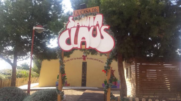 La Casita de Santa Claus en Alicante, una visita emocionante para los niños