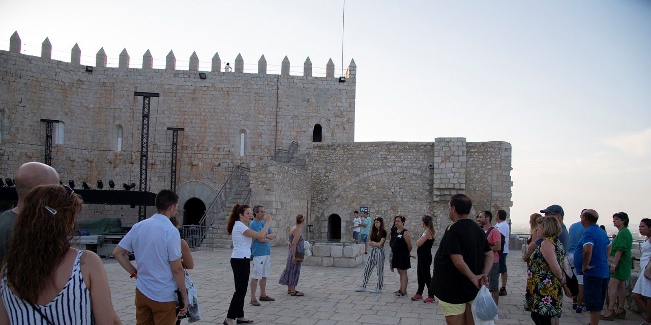  El Castillo de Peñíscola mejora sus visitas ofreciendo prácticas a recién titulados