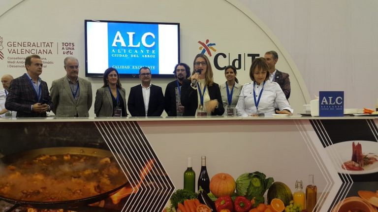 Gastrónoma presencia la entrega del certificado de calidad de “Alicante, Ciudad del Arroz”