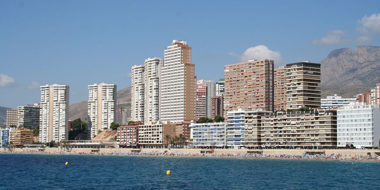  Benidorm y la Costa Blanca apuestan por la desestacionalización del turismo pese al ligero descenso en la ocupación hotelera