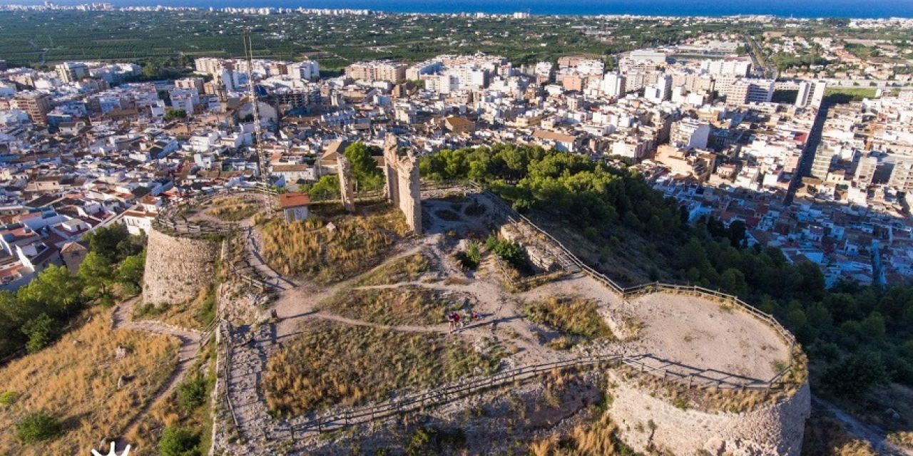  La oferta turística de Oliva se presenta en la feria sectorial más importante de Holanda 