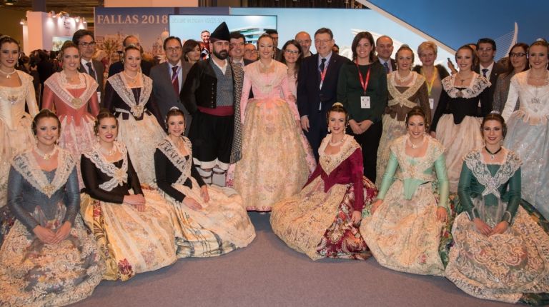 Las Fallas y la Seda de Valéncia deslumbran en Fitur 