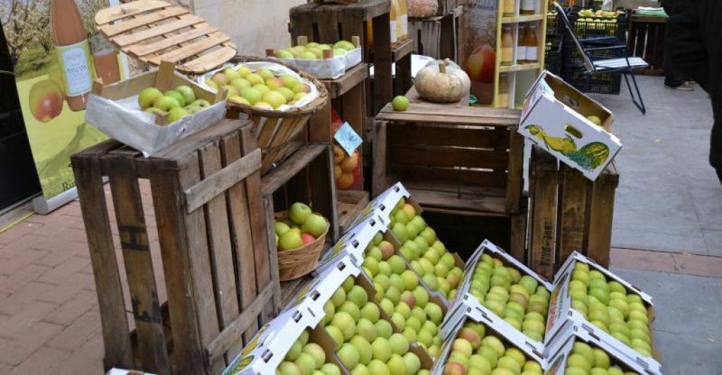  Fiesta de la Manzana Esperiega en el Rincón de Ademuz