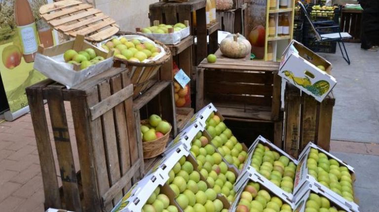 Fiesta de la Manzana Esperiega en el Rincón de Ademuz