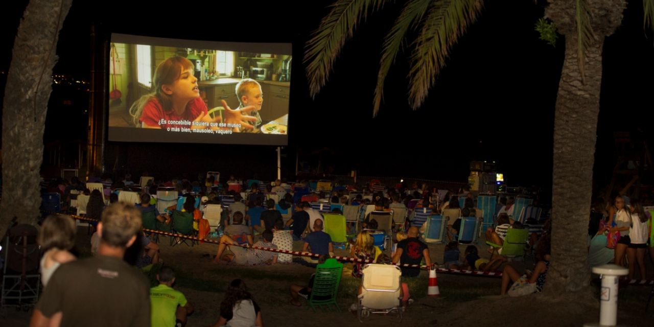  Cine de verano en castellón interior