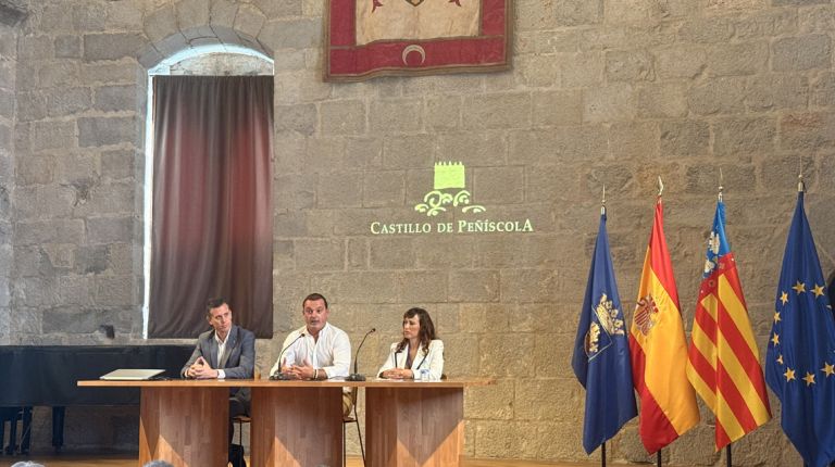 La Diputación de Castellón difunde las actuaciones llevadas a cabo en los últimos diez años para poner en valor el monumento y la historia del Castillo de Peñíscola