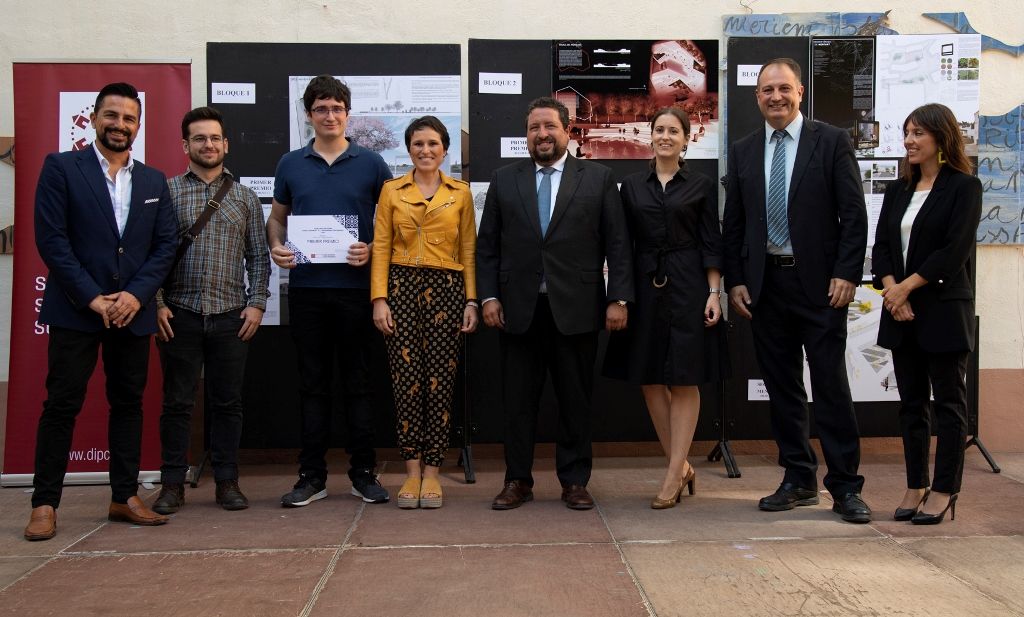  Los pueblos de Castellón aspiran a  ser el mayor museo cerámico al aire libre