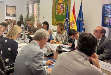 La alcaldesa reitera que irá “al Constitucional y a Europa si se perpetra la financiación singular para Cataluña porque no lo vamos a tolerar”
