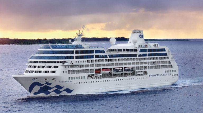 El Pacific Princess renueva su imagen por completo