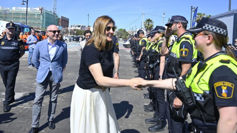 El dispositivo de Playas 2026 se adelanta una semana y supera por primera vez los 200 efectivos de seguridad, sanitarios y de limpieza 